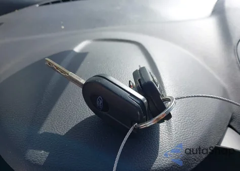 2017 Ford Escape Se from USA, damaged, VIN 1FMCU0G9XHUA28667